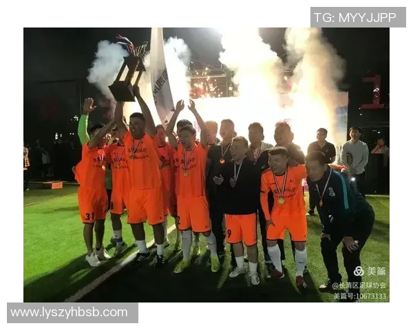 聚焦世界足球巨星成长历程与巅峰时刻全景深度解析之精彩魅力篇